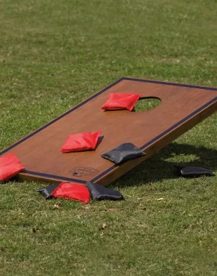Backyard Cornhole Set
