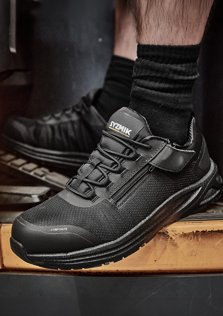 UltraLite Lo Black Zip
