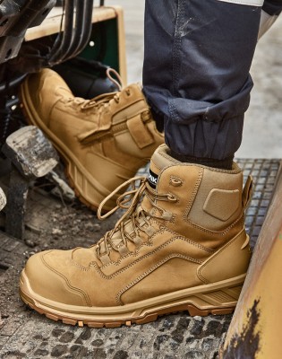UltraFort 6Z Side Zip Boot