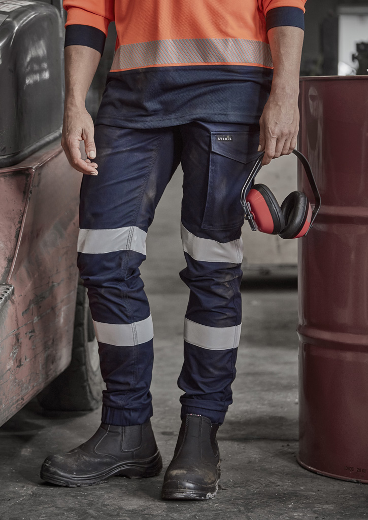 Womens Essential Stretch Taped Cargo Pant - Cuffed