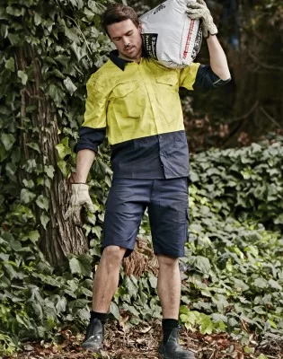 Mens Rugged Cooling Vented Short