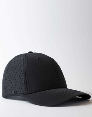 U15618 UFlex High Tech Curved Peak Snapback