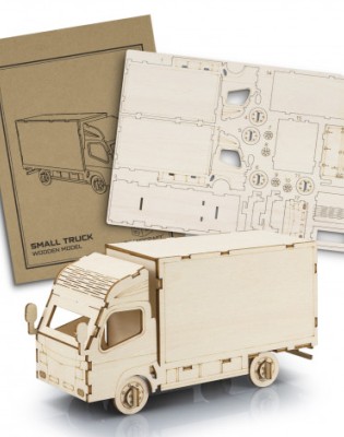 BRANDCRAFT Small Truck Wooden Model