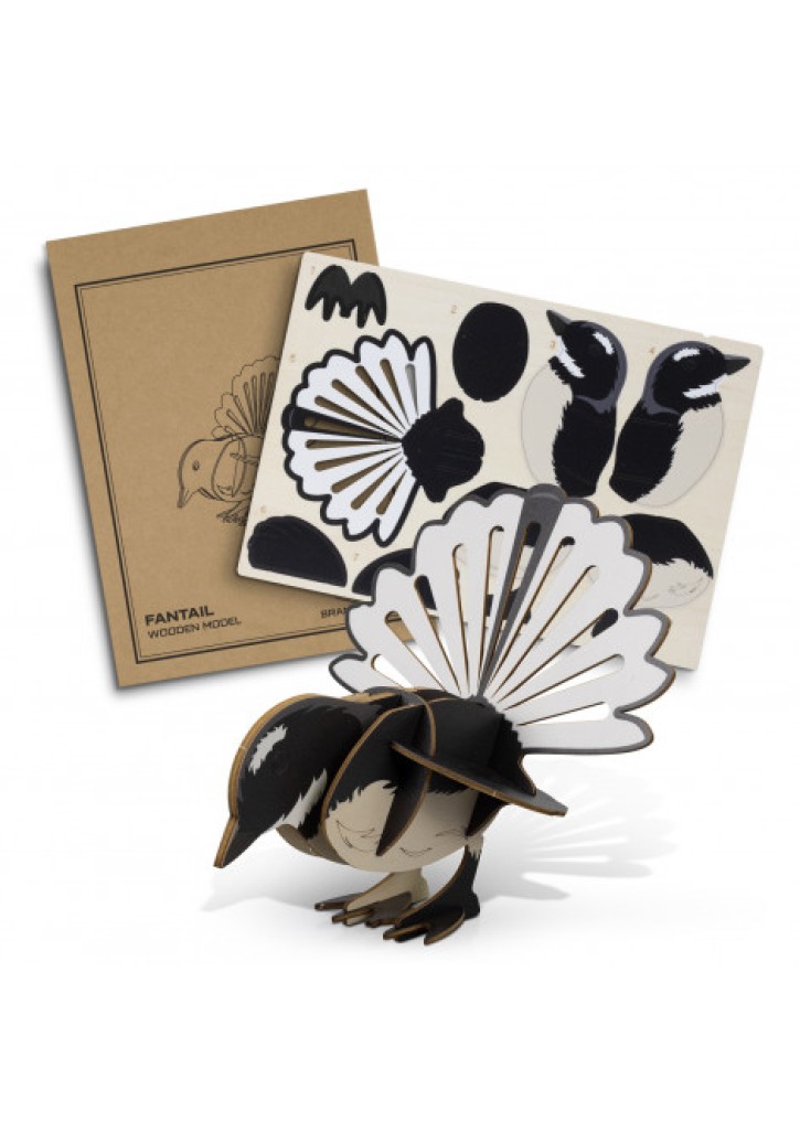 BRANDCRAFT Fantail Wooden Model